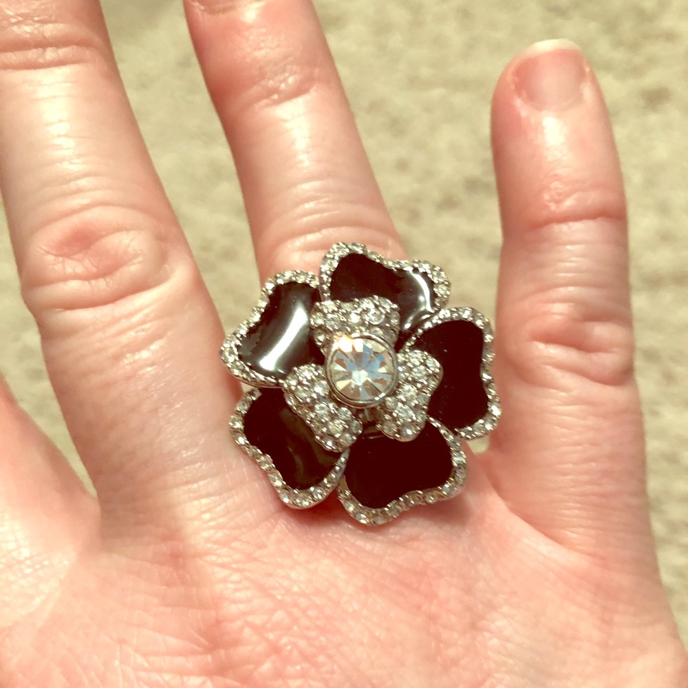 Lia Sophia black flower ring